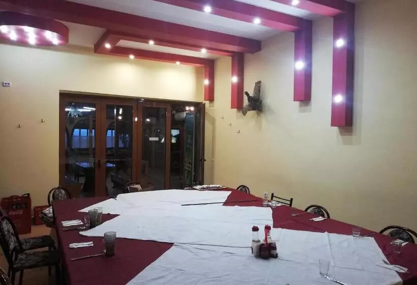 Hotelli Bar & Guests Room Ela