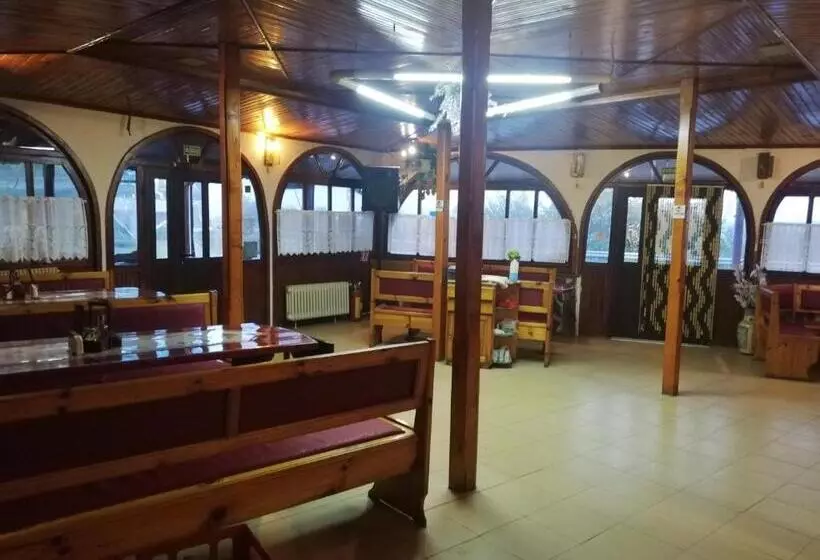 Hotelli Bar & Guests Room Ela