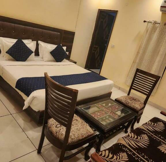 هتل City Lite Delhi