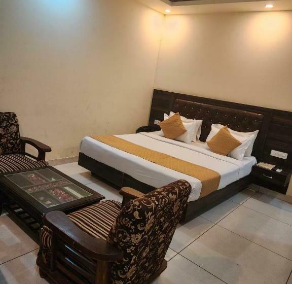 هتل City Lite Delhi