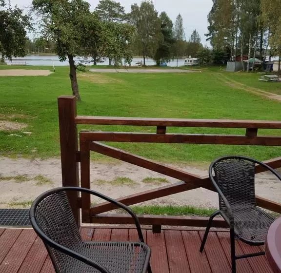 ホテル Leśny Dworek   Pokoje Nad Jeziorem