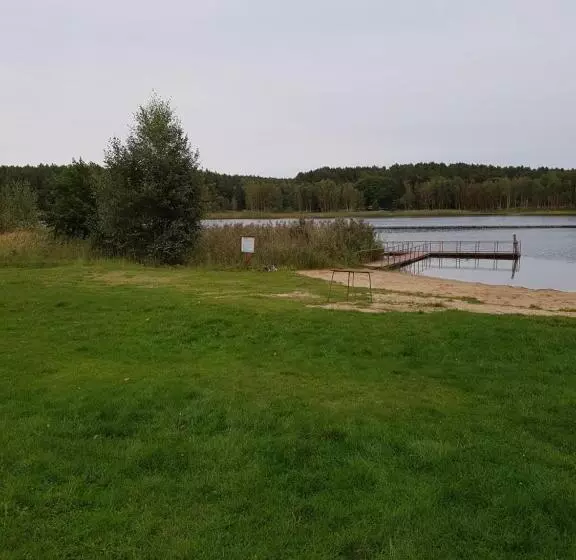 ホテル Leśny Dworek   Pokoje Nad Jeziorem