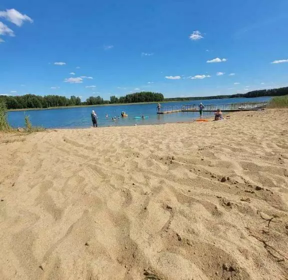 ホテル Leśny Dworek   Pokoje Nad Jeziorem