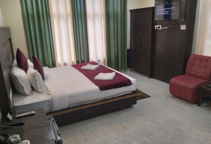 Dharamshala Hotel Mount Edge