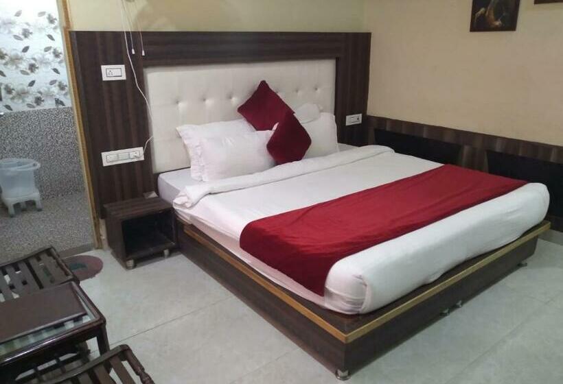 Dharamshala Hotel Mount Edge