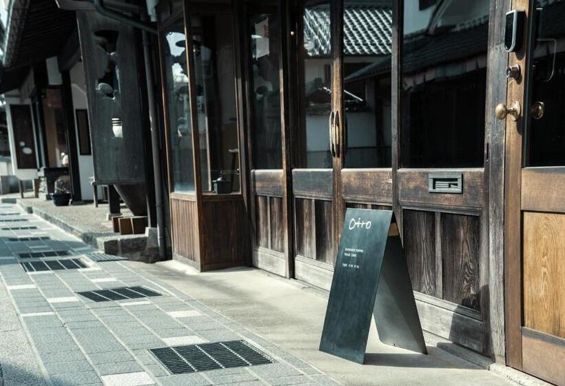 호텔 Oito 美しい街並みに佇む喫茶と宿