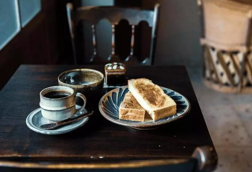 ホテル Oito 美しい街並みに佇む喫茶と宿