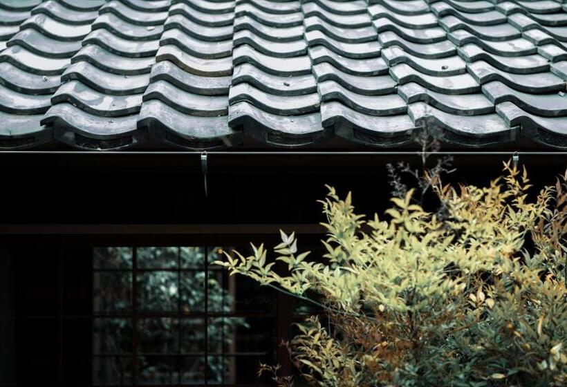 호텔 Oito 美しい街並みに佇む喫茶と宿