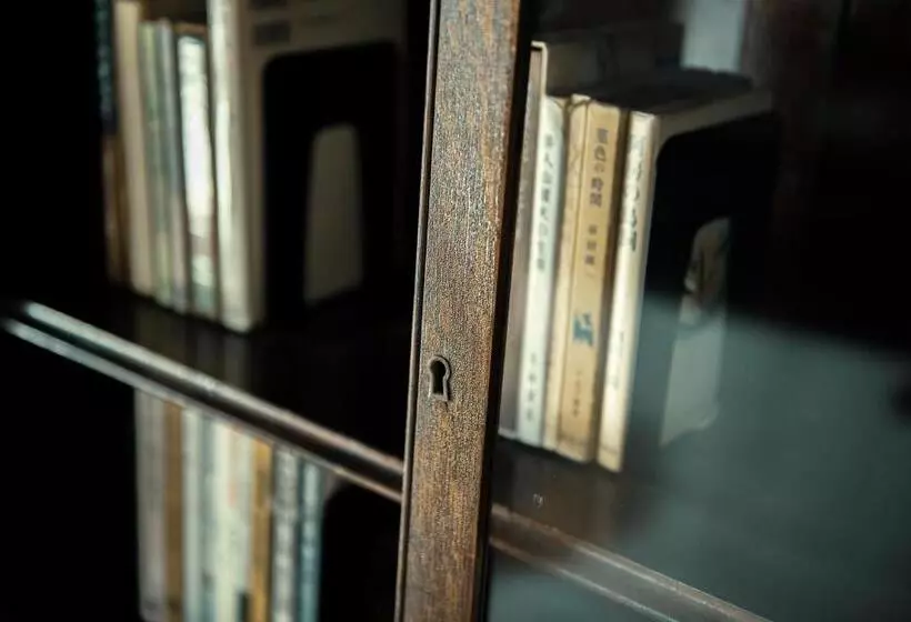 ホテル Oito 美しい街並みに佇む喫茶と宿