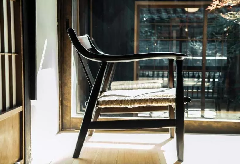 ホテル Oito 美しい街並みに佇む喫茶と宿