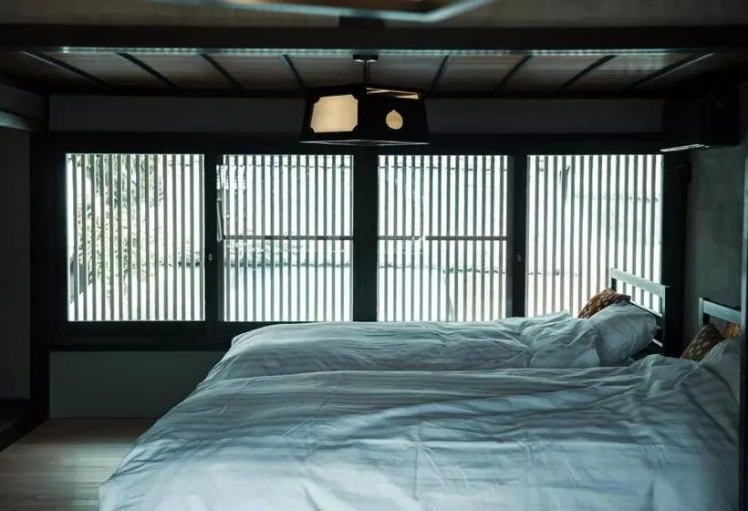 ホテル Oito 美しい街並みに佇む喫茶と宿