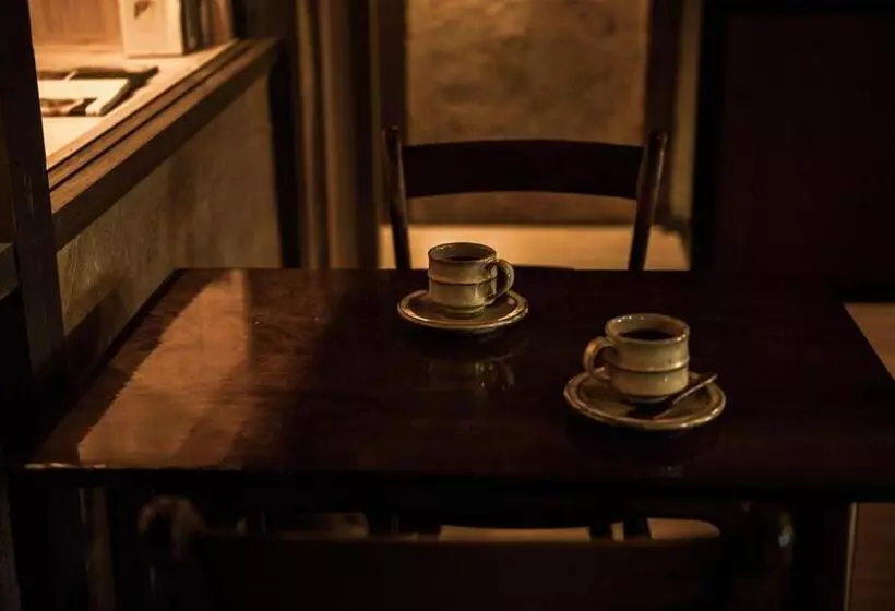 ホテル Oito 美しい街並みに佇む喫茶と宿