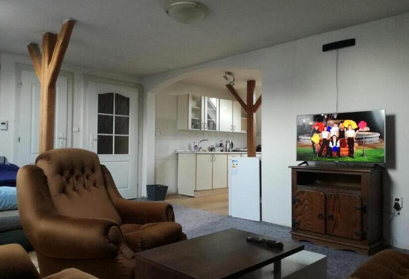 Motohostel Wolter   Hostel Copa