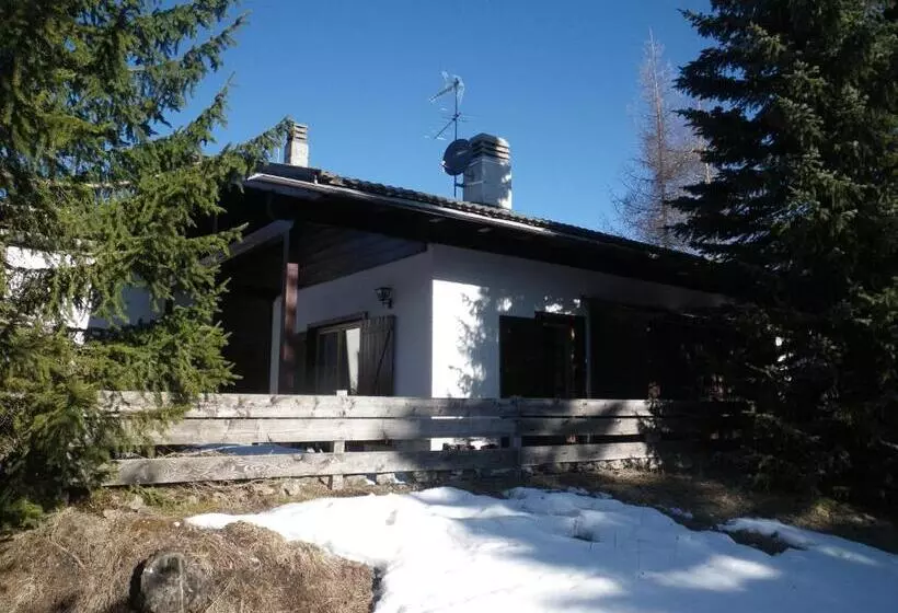 Majatalo Carezza Units, Dolomites
