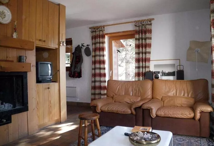 Majatalo Carezza Units, Dolomites