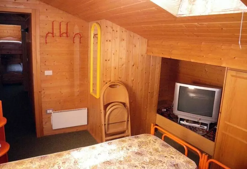 Majatalo Carezza Units, Dolomites