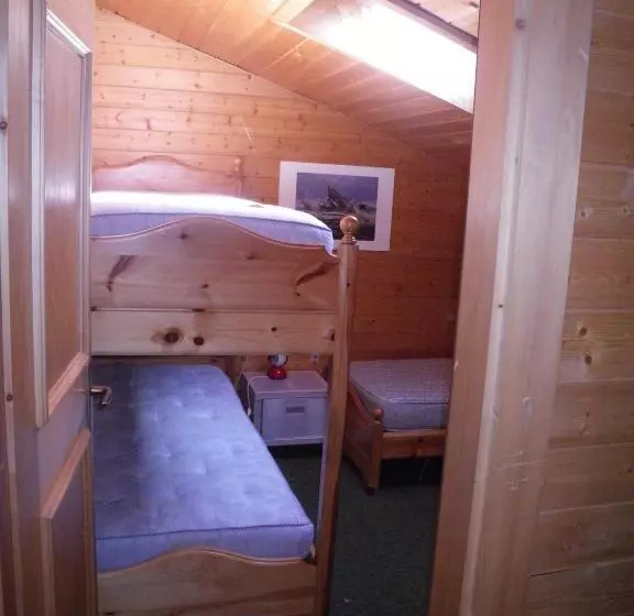 Majatalo Carezza Units, Dolomites