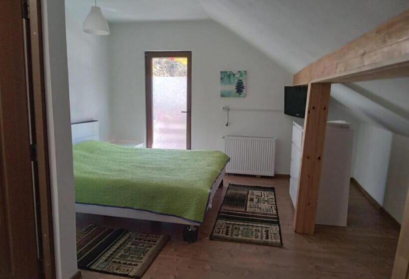 פנסיון Casa Mili