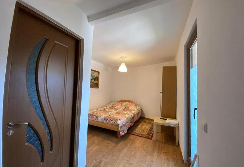 פנסיון Casa Mili