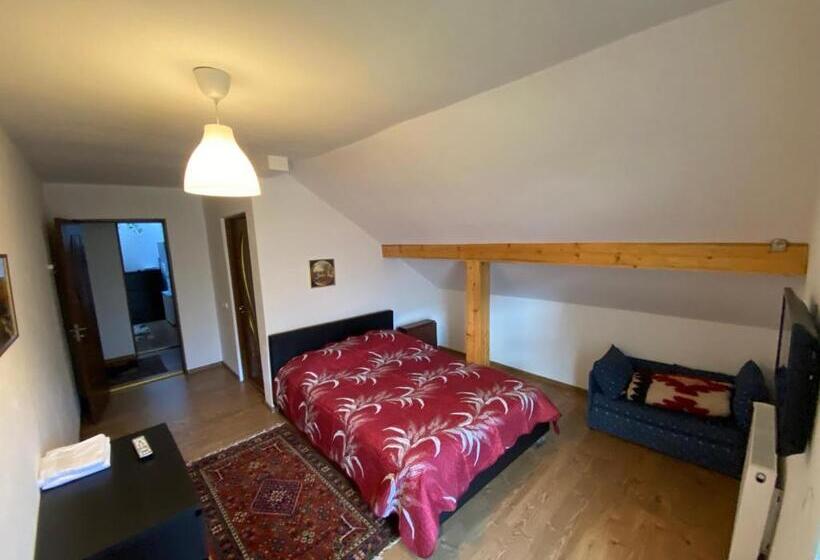 פנסיון Casa Mili