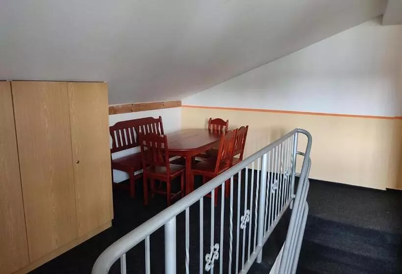 ペンション Neznašovy Restaurant Penzion