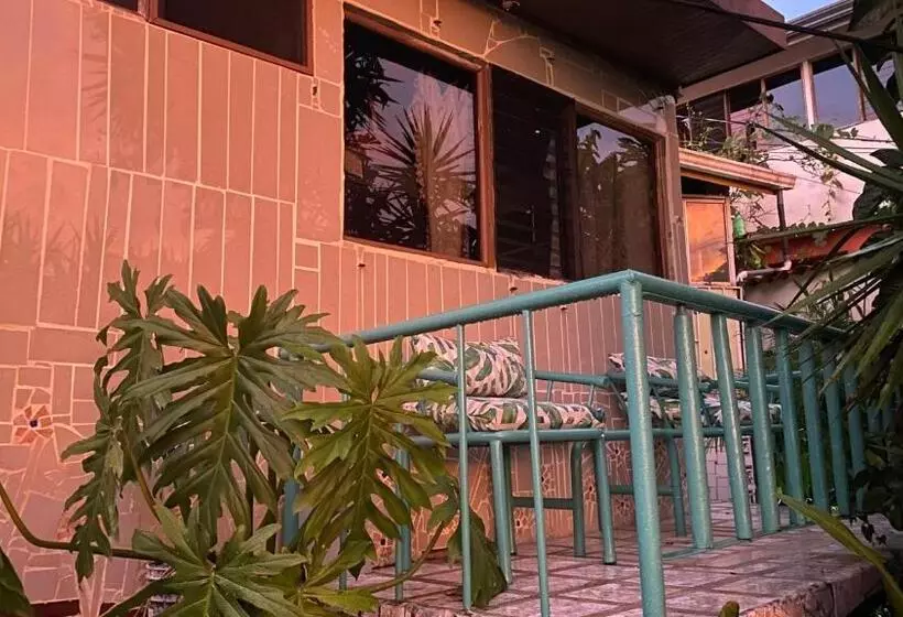 ペンション Owl House