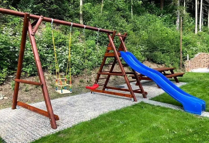 Majatalo Penzion Karolinka