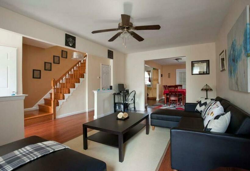 膳宿费 Private Room   Convenient   Late Check In Ok