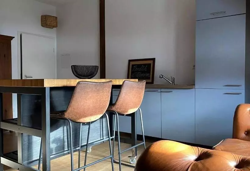 ペンション Sonnenhof 1737   Ferienzimmer & Apartments