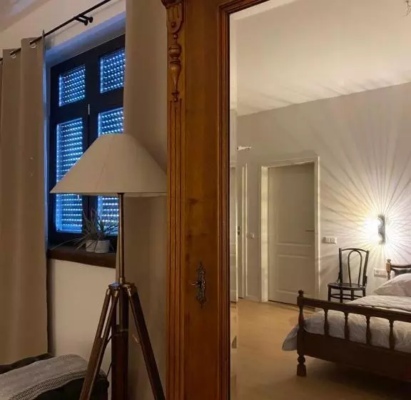 ペンション Sonnenhof 1737   Ferienzimmer & Apartments