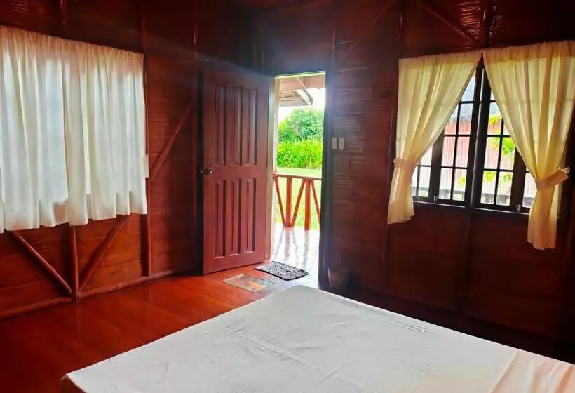 هاستل Winyanz Tambayan Tourist Inn