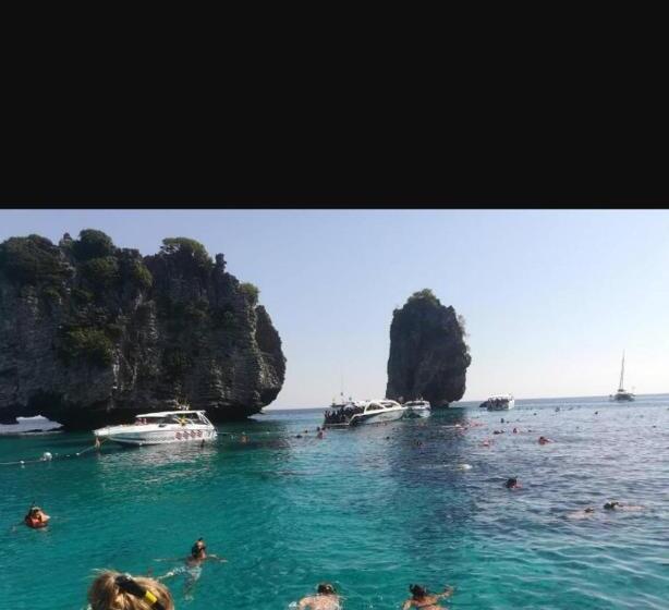 הוסטל Som Palmgarden