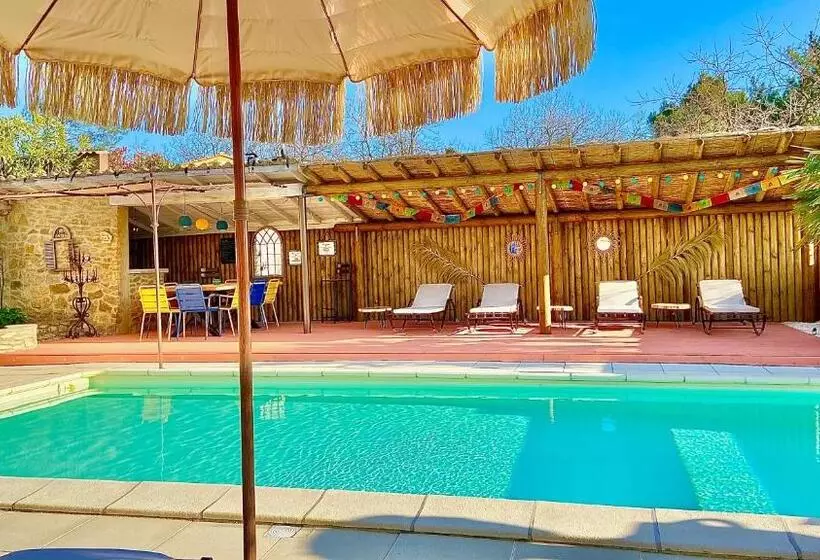 Aamiaismajoitus (B&B) Chambres D Hôtes Et Gîtes Les Restanques