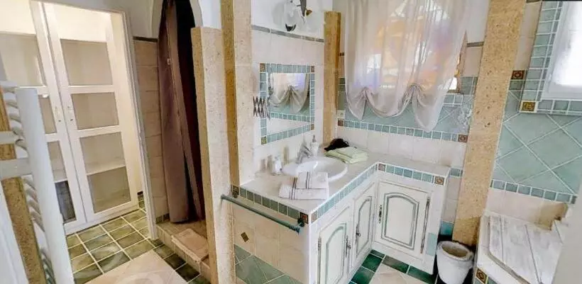 Aamiaismajoitus (B&B) Chambres D Hôtes Et Gîtes Les Restanques
