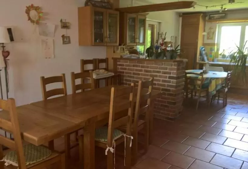 ベッドアンドブレックファースト Couette Et Cafe   Chambre Bleue