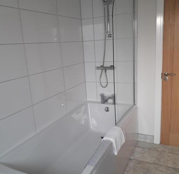 مبيت وإفطار Foxholes Accommodation