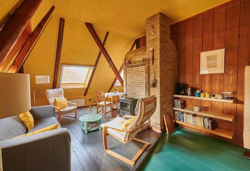 Bed And Breakfast Joarum