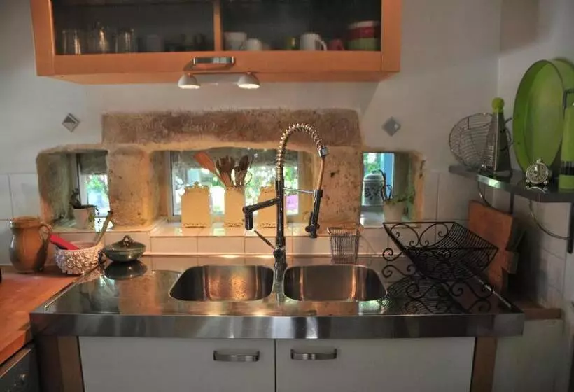 ベッドアンドブレックファースト La Voûte De Lapparan