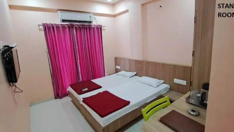 Hotelli Aaditya Palace