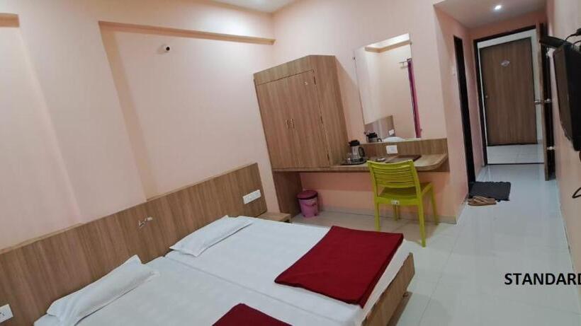 Hotelli Aaditya Palace