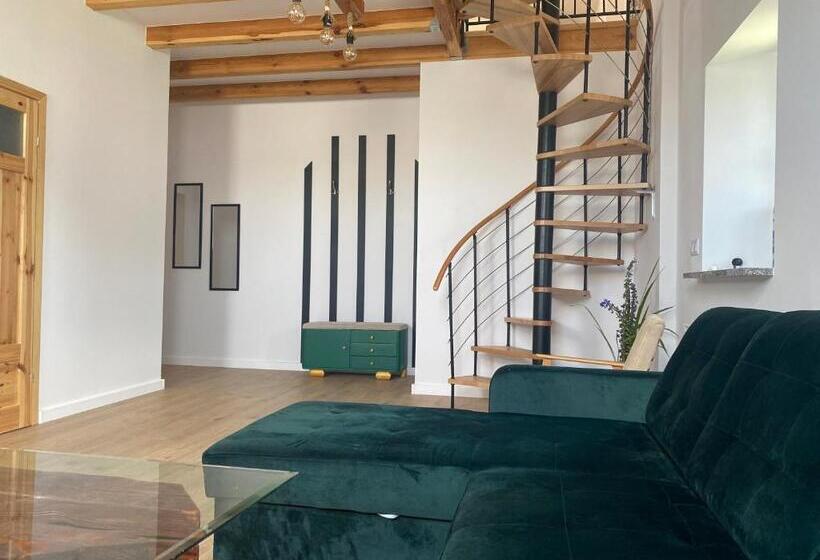 فندق Agroturystyka U Ani