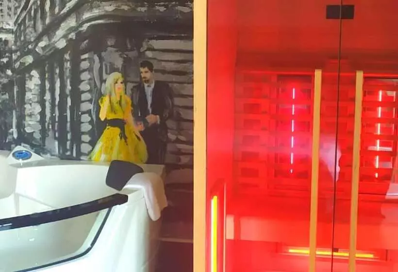 Hotelli Artemide Fiore Club B&b Suite Spa