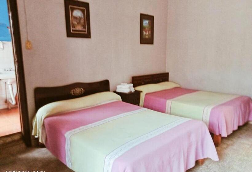 Отель Casa Del Artillero