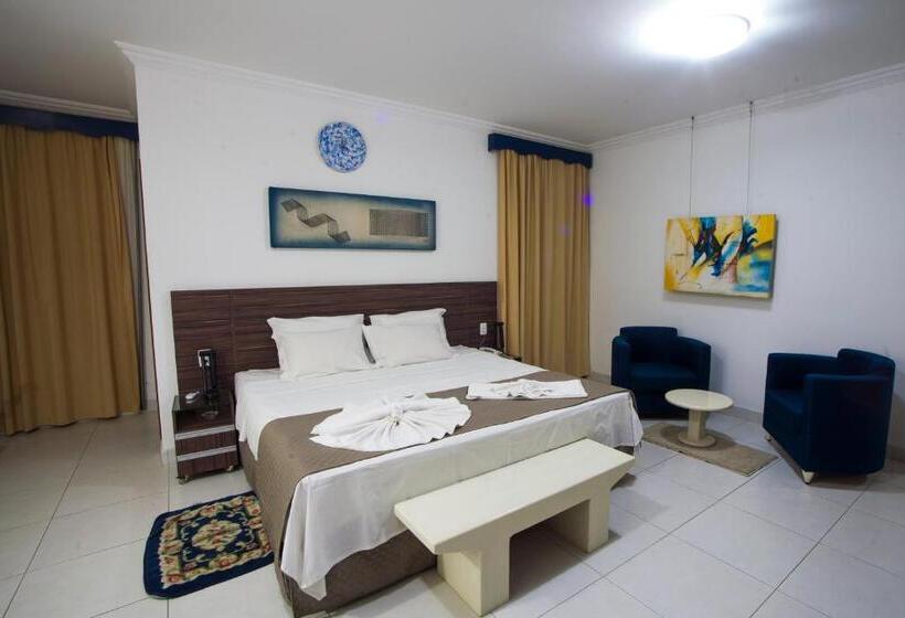 酒店 Centerminas Palace