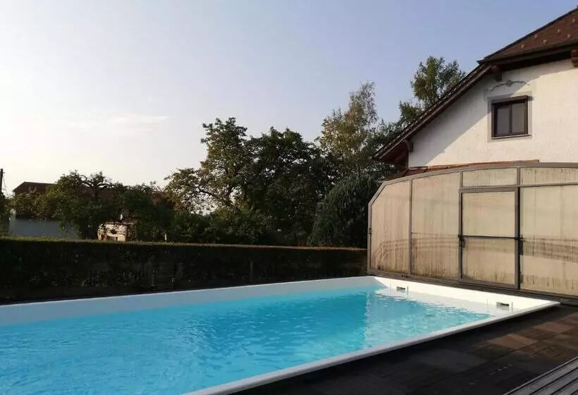 ホテル Ferienwohnung Wachmann