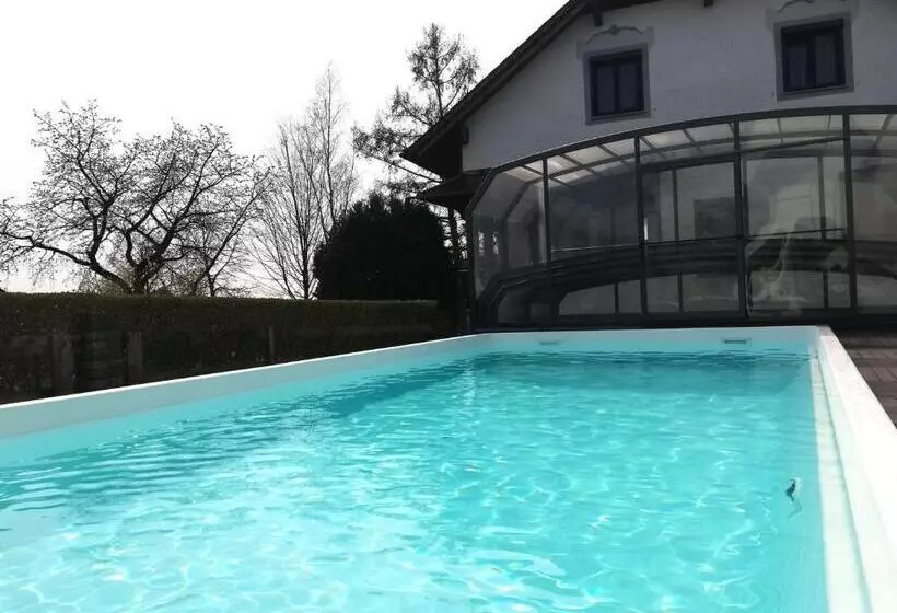 ホテル Ferienwohnung Wachmann