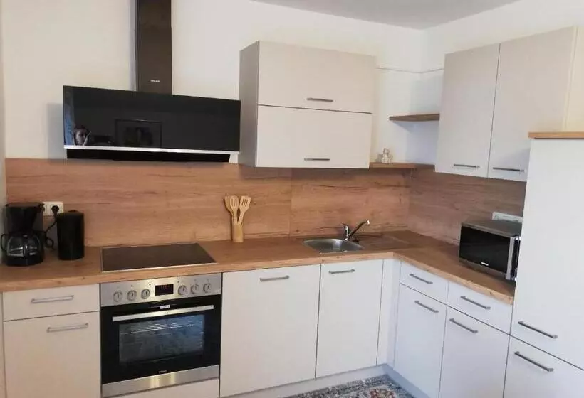 ホテル Ferienwohnung Wachmann