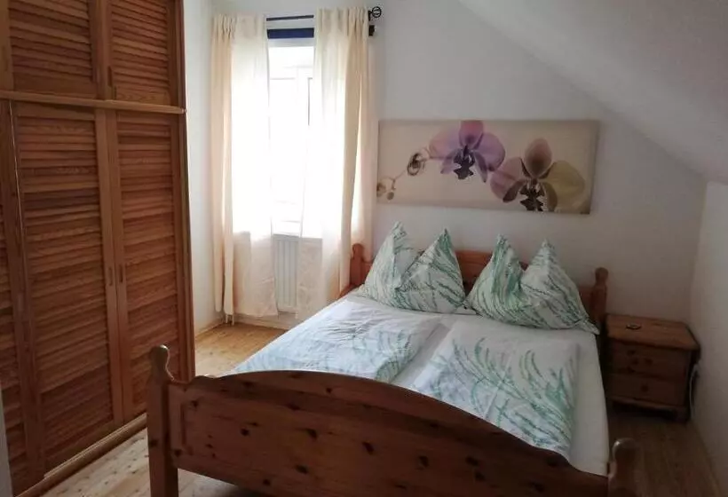 ホテル Ferienwohnung Wachmann