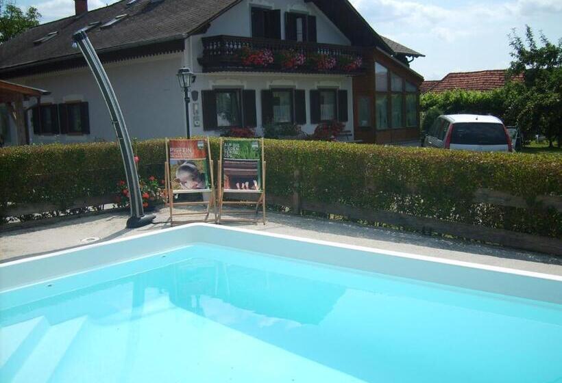 Отель Ferienwohnung Wachmann