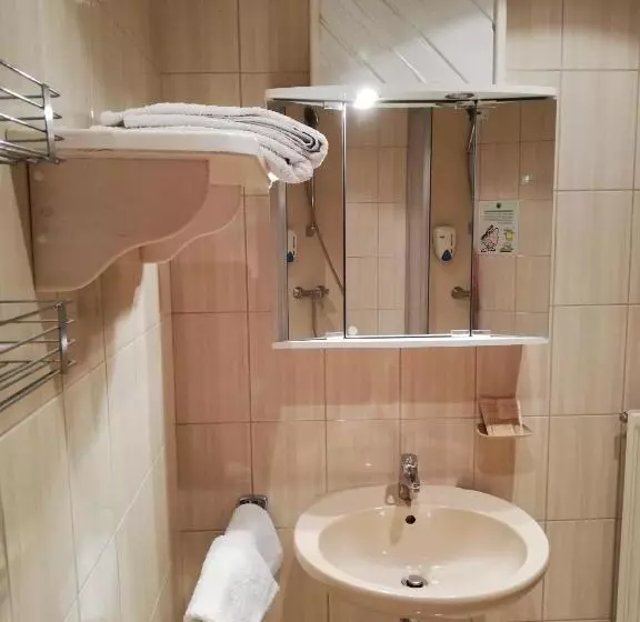 ホテル Ferienwohnung Wachmann